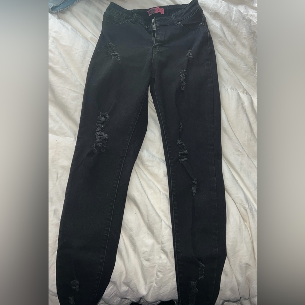 Women's Black Distressed Jeans
